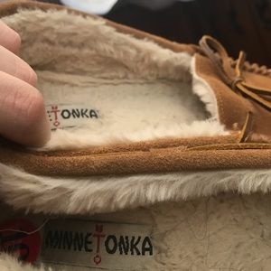 Minnetonka Slippers